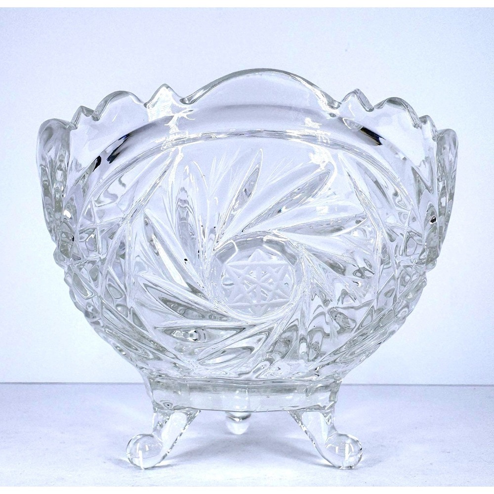 Vintage Pressed‎ Glass Footed Bowl Scalloped Rim Starburst Hexagram Candy Dish